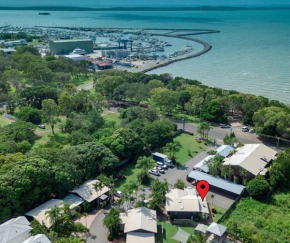 Snapper Villa - Seaside, Urangan